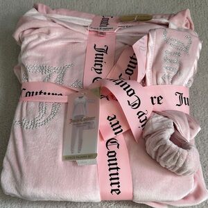 Juicy Couture Pink Pajama Set-4 piece set